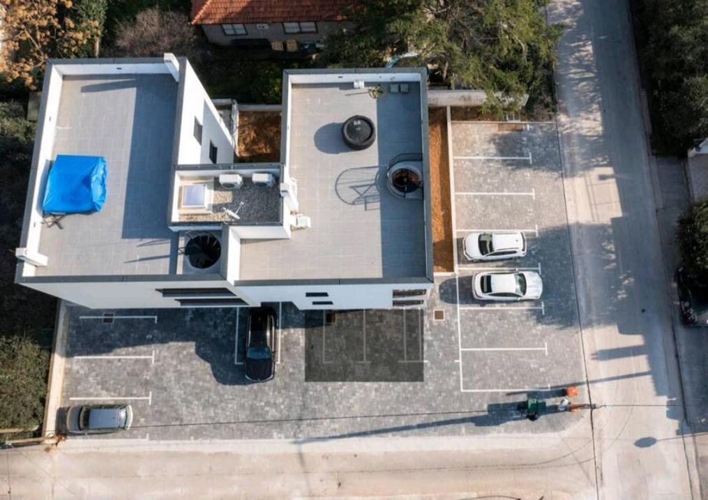 Apartment Marianne , Parking Free , 2 Bedroom & 2 Bathroom , Modern & Cozy Zadar Exterior photo